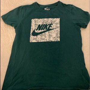 A medium Nike tee